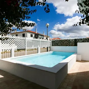  Сasa de vacaciones Flh Family House With Pool